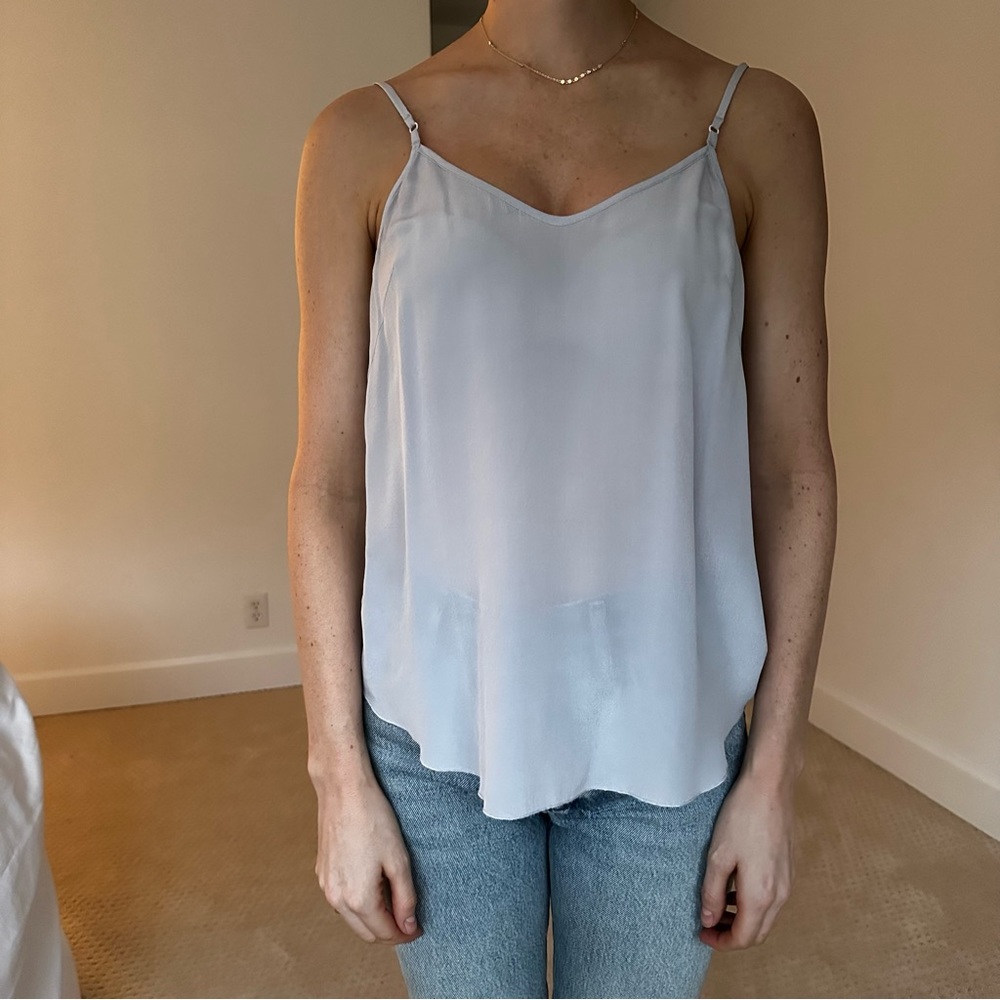 VERY GOOD CONDITION - Wilfred/Aritzia 100% Silk Tank Sz Small